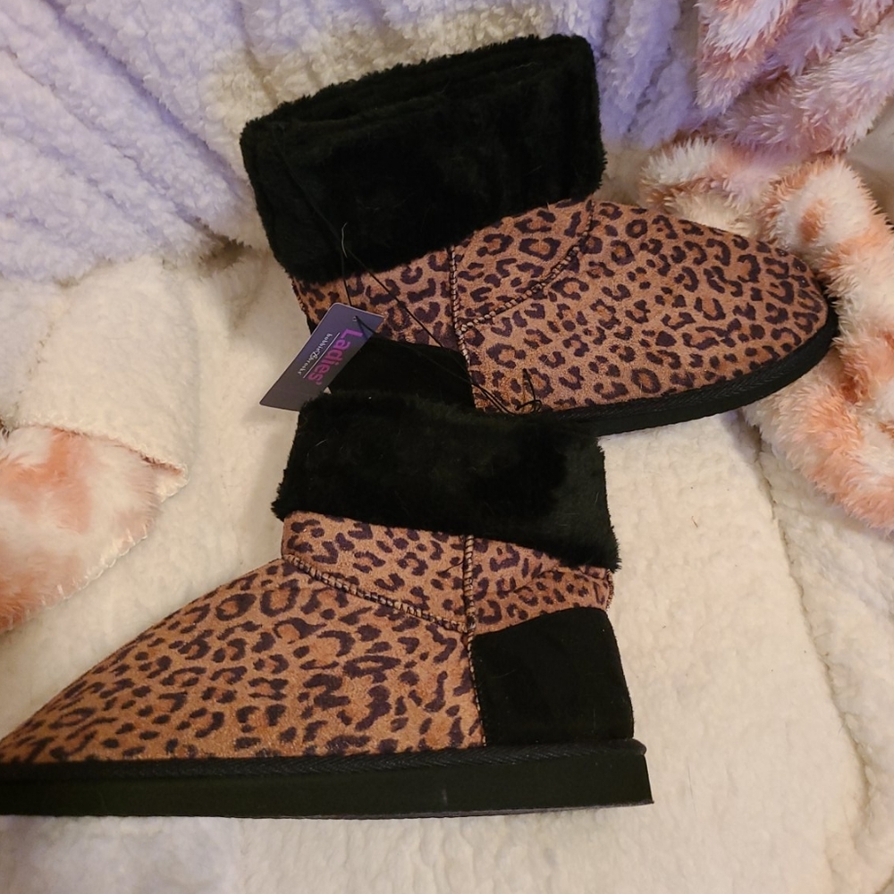 NWT animal print boots size 10